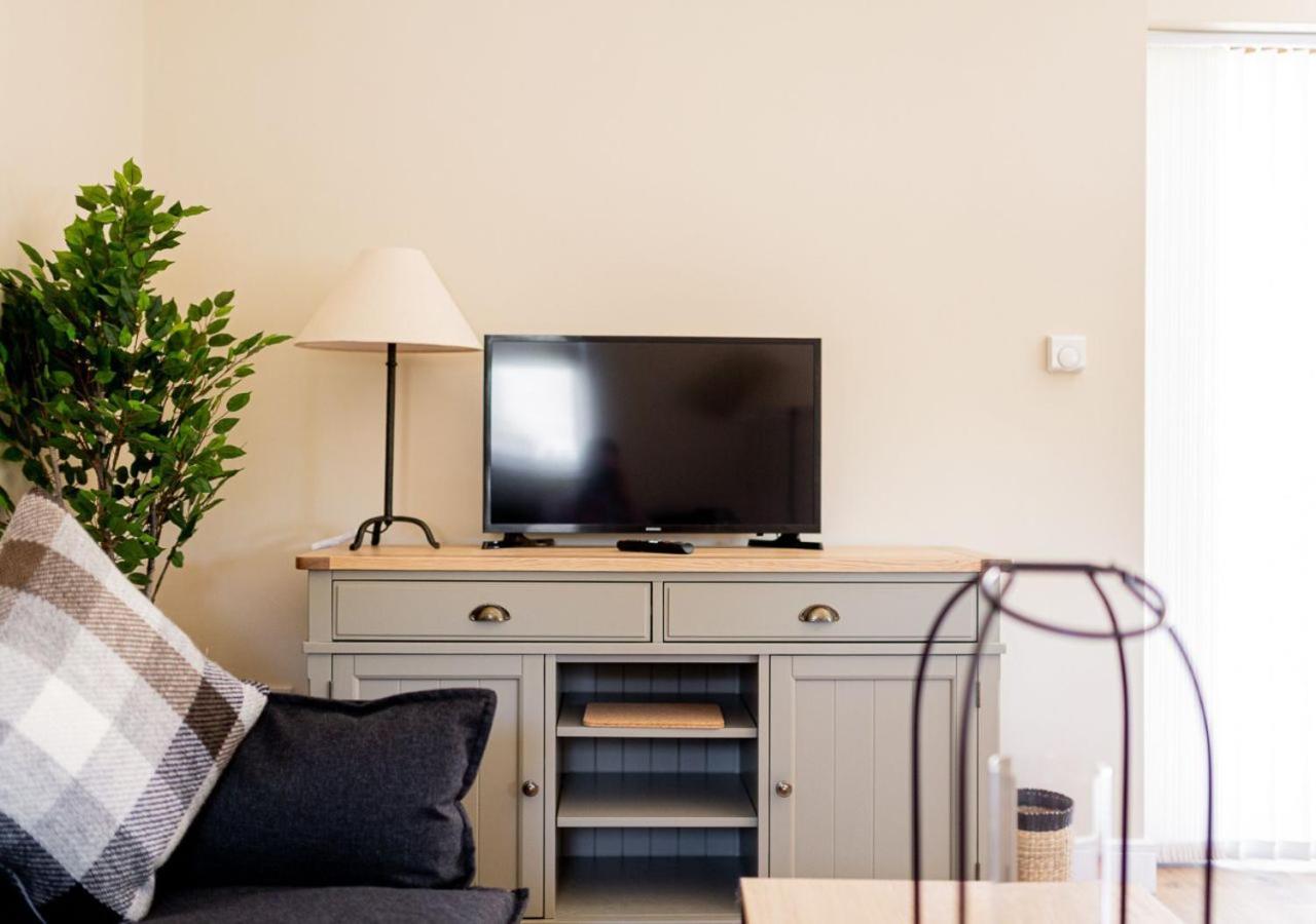 The Barn In Longhope - Luxury Barn Conversion Екстер'єр фото
